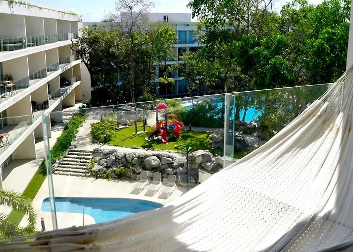 Con Terraza Privada Y Diseño Moderno Apartahotel 3*
